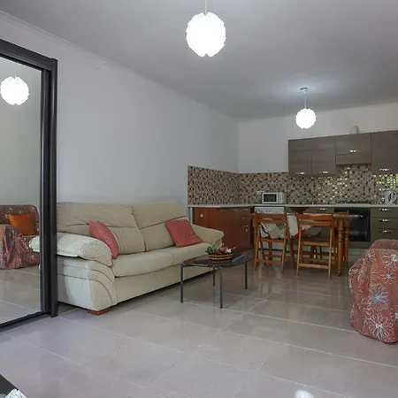 Apartament Marina - Countryside - Wifi - By Bedzy *